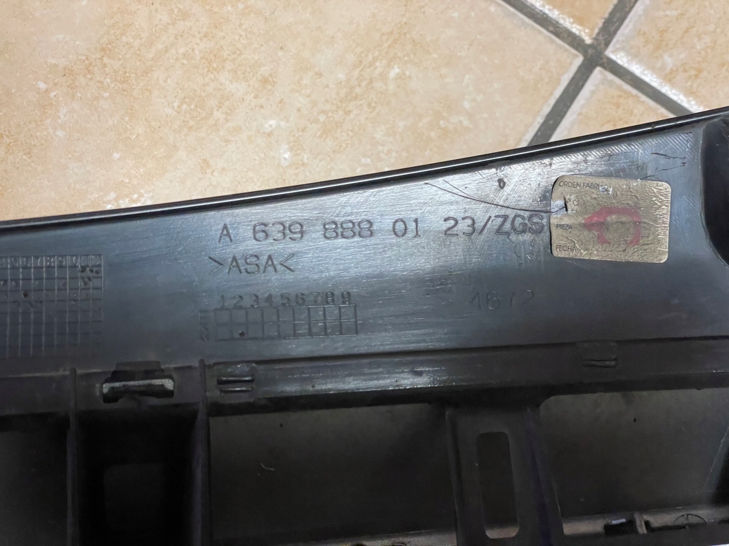 Mercedes-Benz Vito W639 Kühlergrill FRONTGRILL Kühlergitter A6398880008 - Thumbnail 9