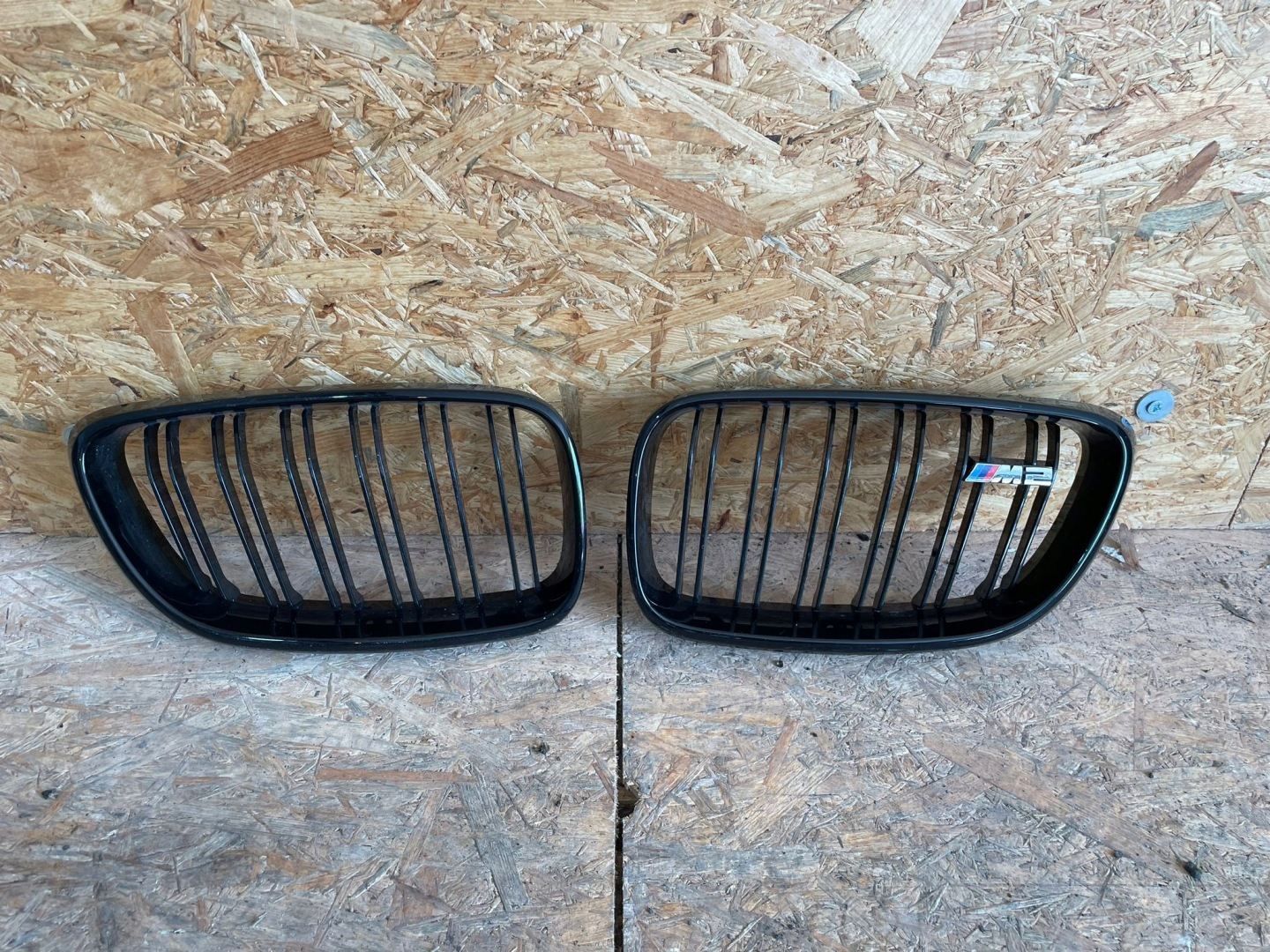 BMW 2 F87 Kühlergrill FRONTGRILL Kühlergitter 8064143 - Thumbnail 1