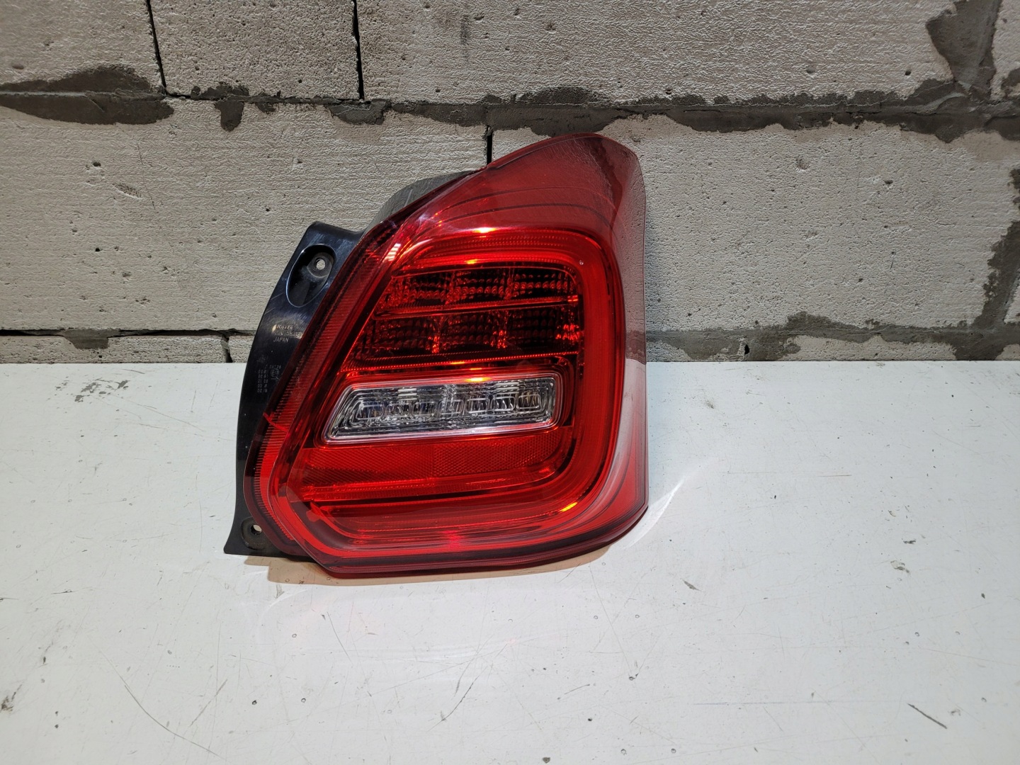 Suzuki Swift I AA Rückleuchte Rearlamp - Thumbnail 1
