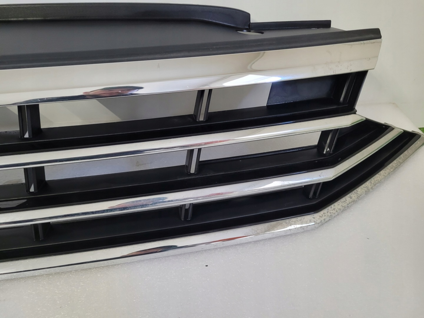 VW Passat B8 Kühlergrill FRONTGRILL Kühlergitter 3G0853653NM - Thumbnail 5