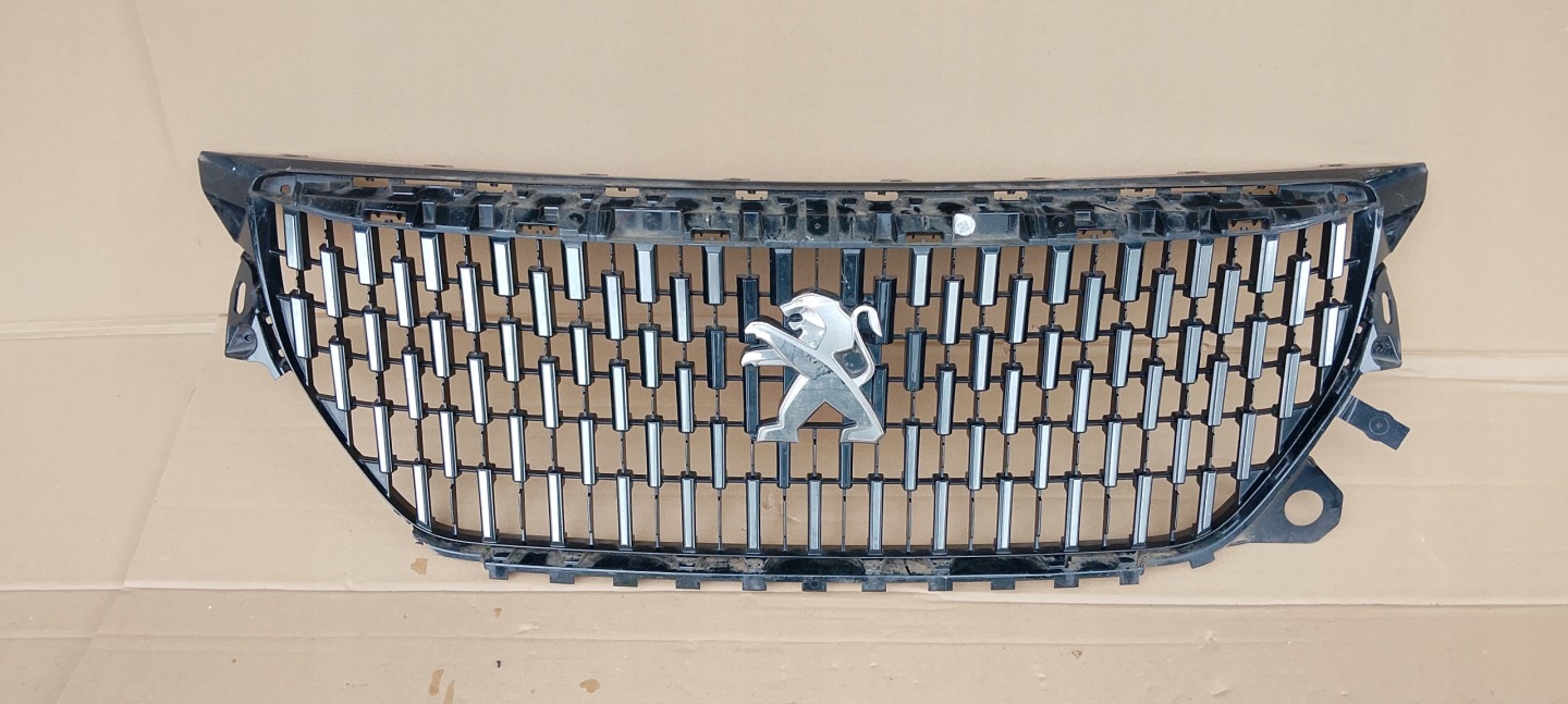 Peugeot 2008 Kühlergrill FRONTGRILL Kühlergitter 9825860780 - Thumbnail 1