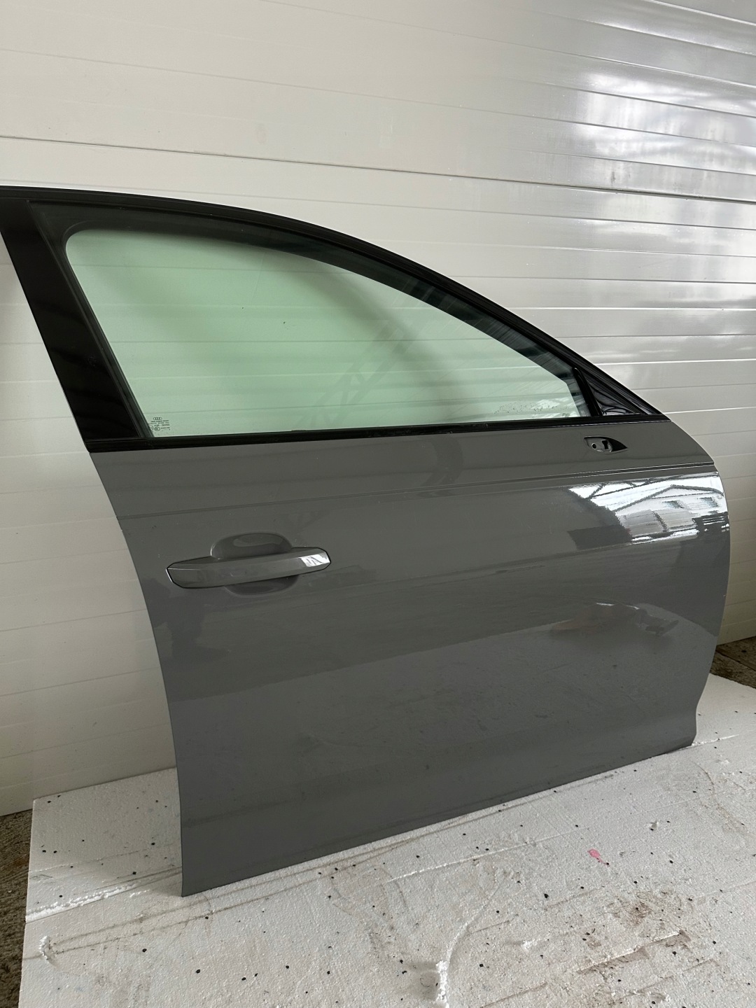 Audi A4 B9 Tür Vorne Rechts Door Porta Porte - Thumbnail 1
