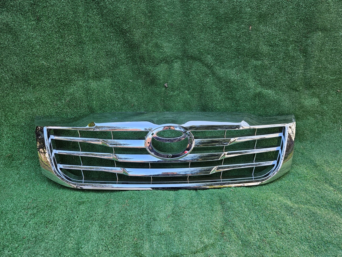 Toyota Hilux AN1P Kühlergrill FRONTGRILL Kühlergitter - Thumbnail 1