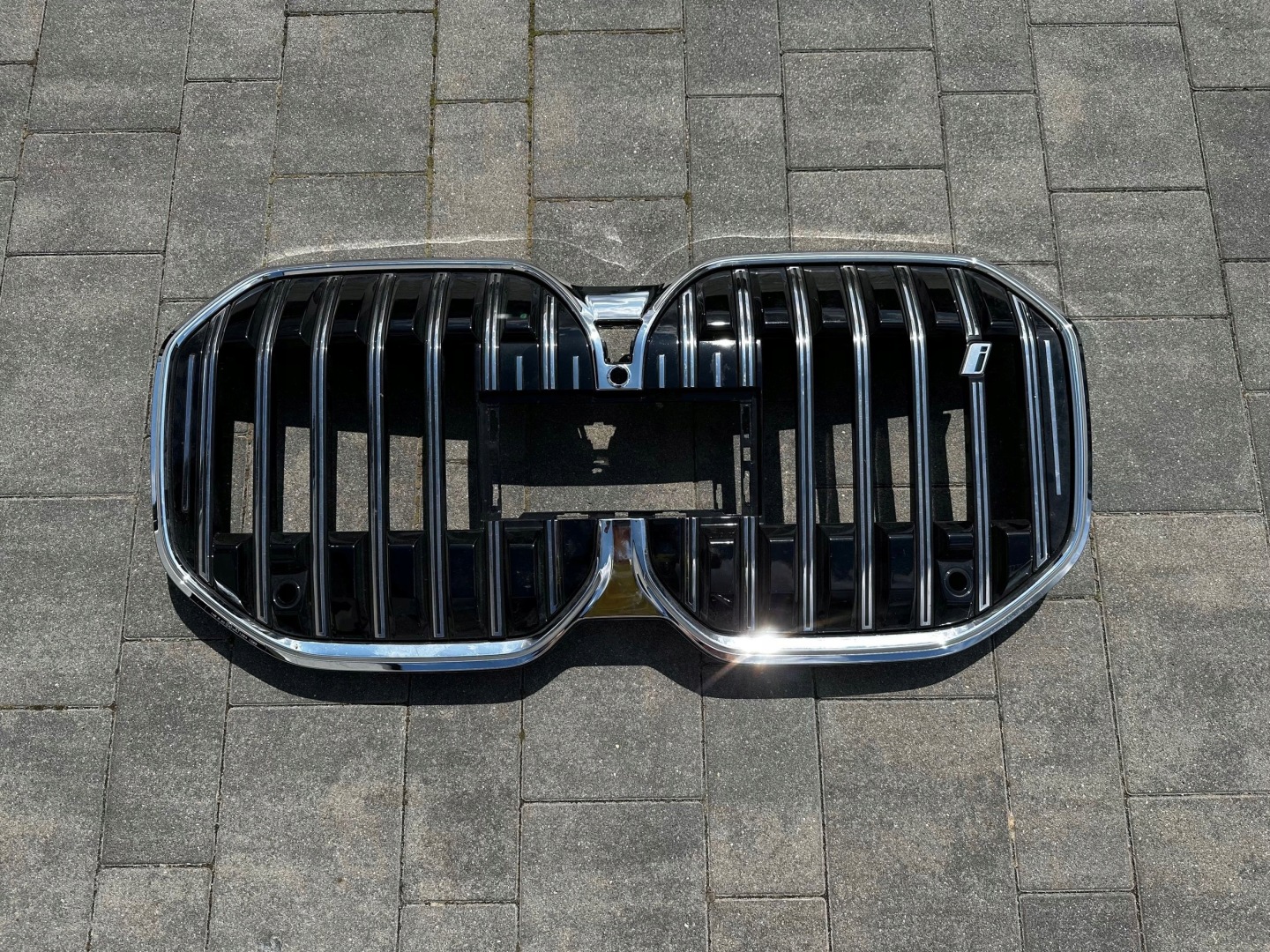 BMW i7 G70 Kühlergrill FRONTGRILL Kühlergitter - Thumbnail 1