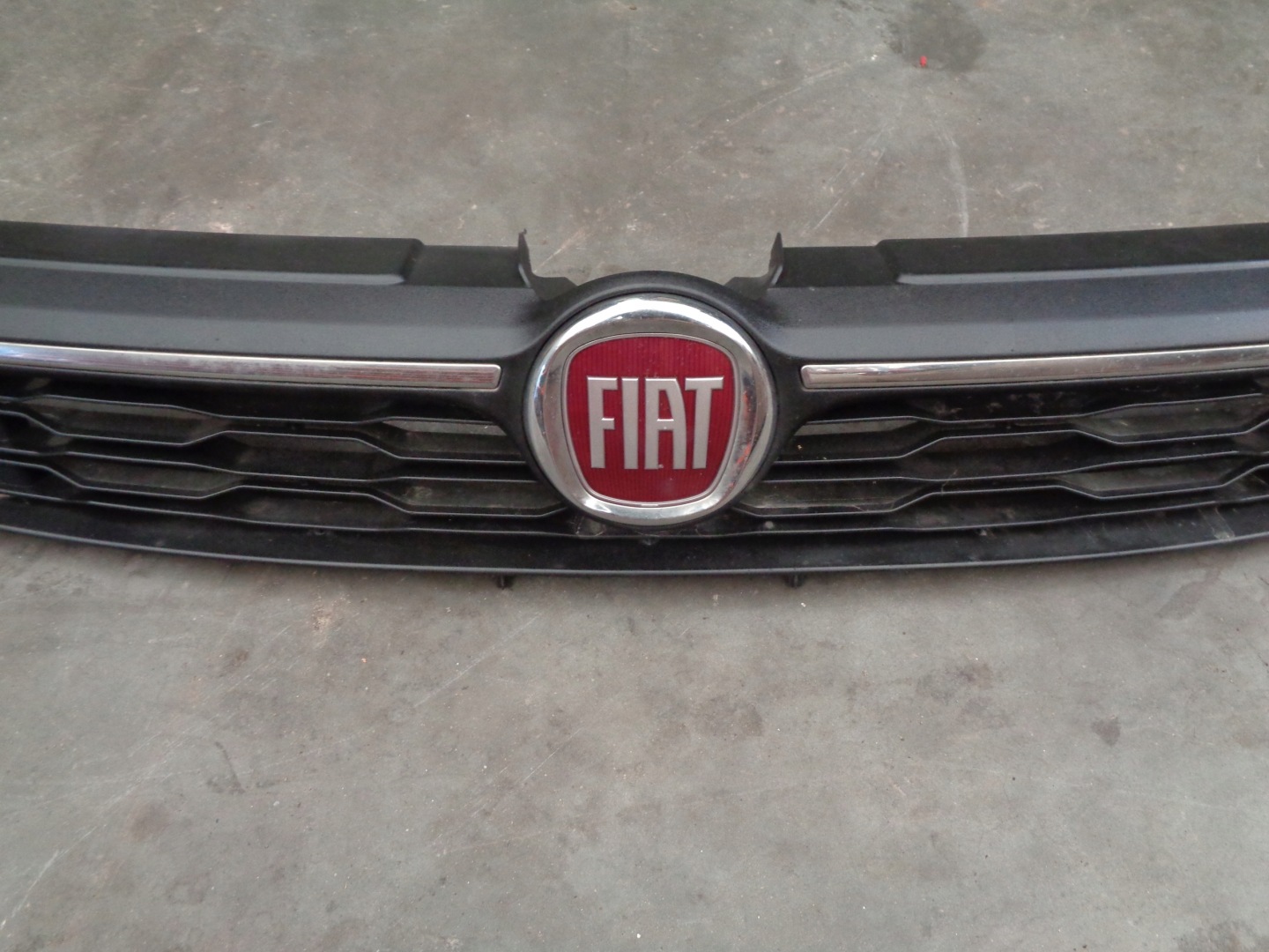Fiat DoblĂ˛ K9 Kühlergrill FRONTGRILL Kühlergitter 735594204 - Thumbnail 3