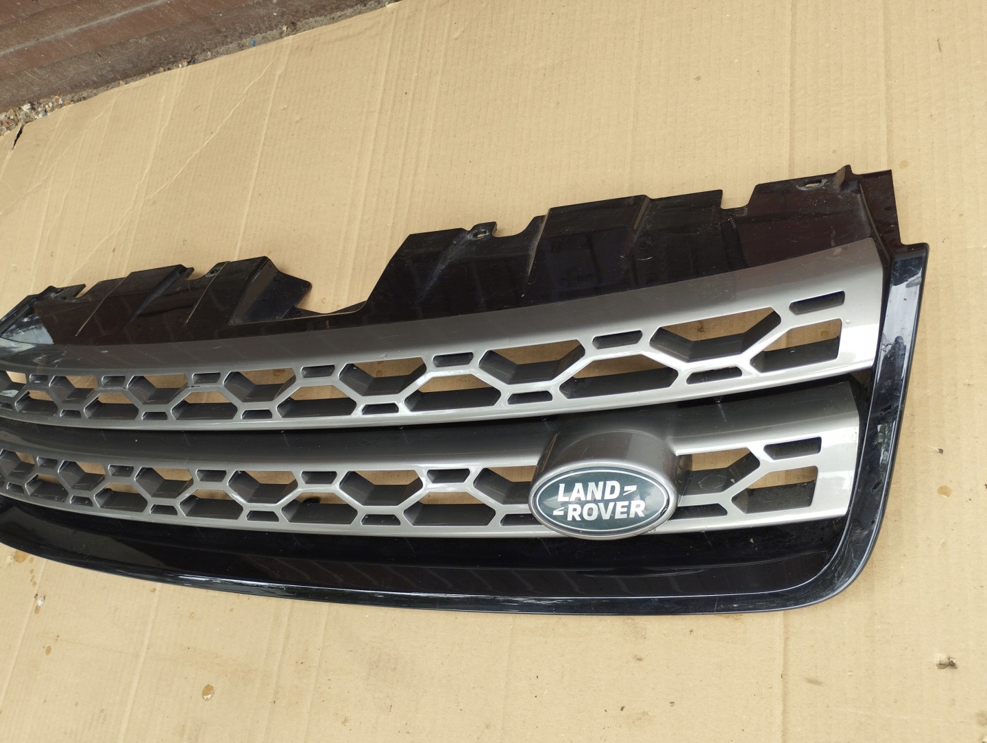 Land Rover Discovery LA Kühlergrill FRONTGRILL Kühlergitter 72BA100CAW - Thumbnail 5