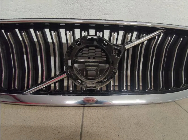 Volvo S60/V60 S60 Kühlergrill FRONTGRILL Kühlergitter 31479295 - Thumbnail 8