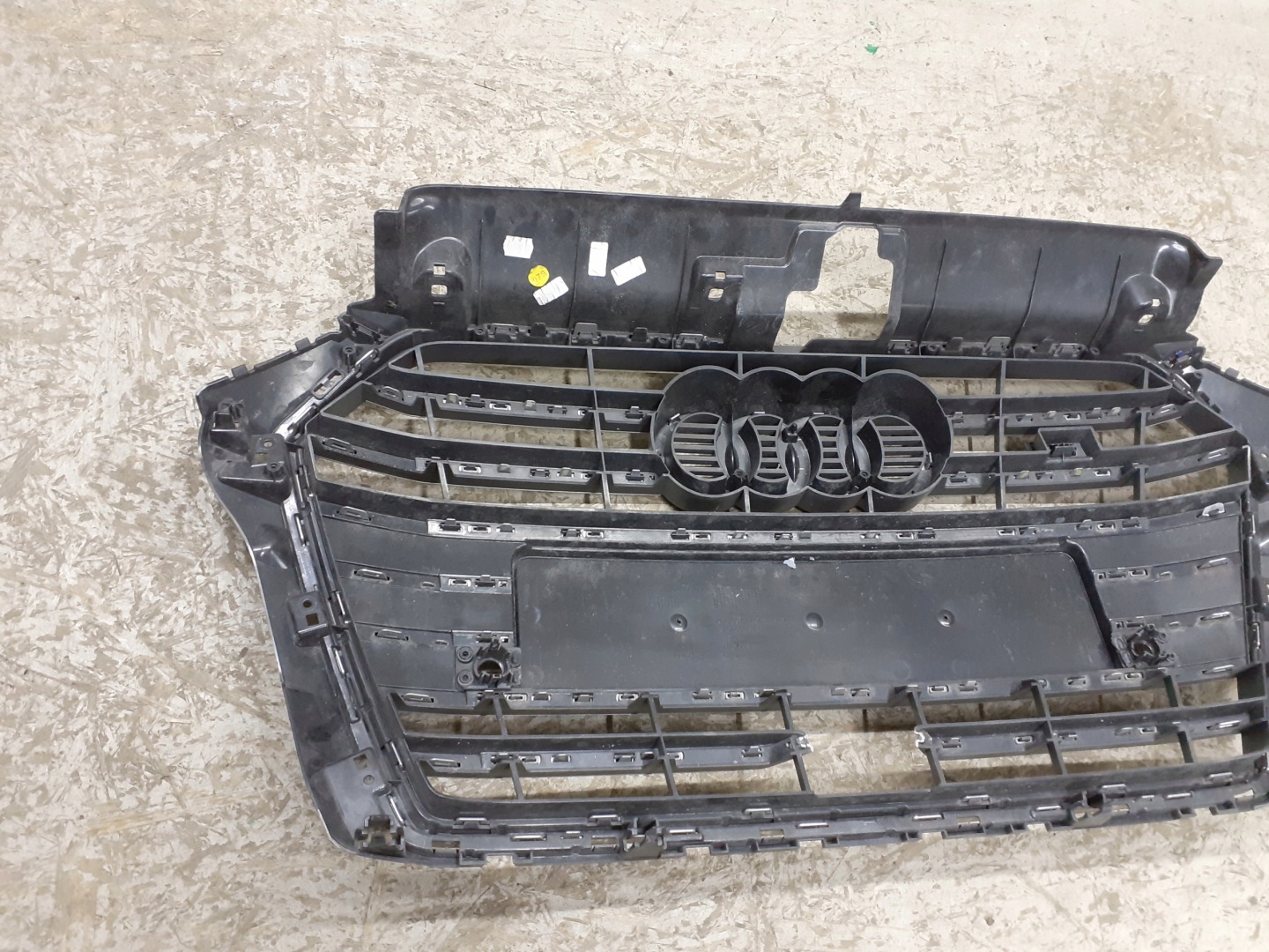 Audi 8V3 Kühlergrill FRONTGRILL Kühlergitter 8V3853651AE - Thumbnail 7
