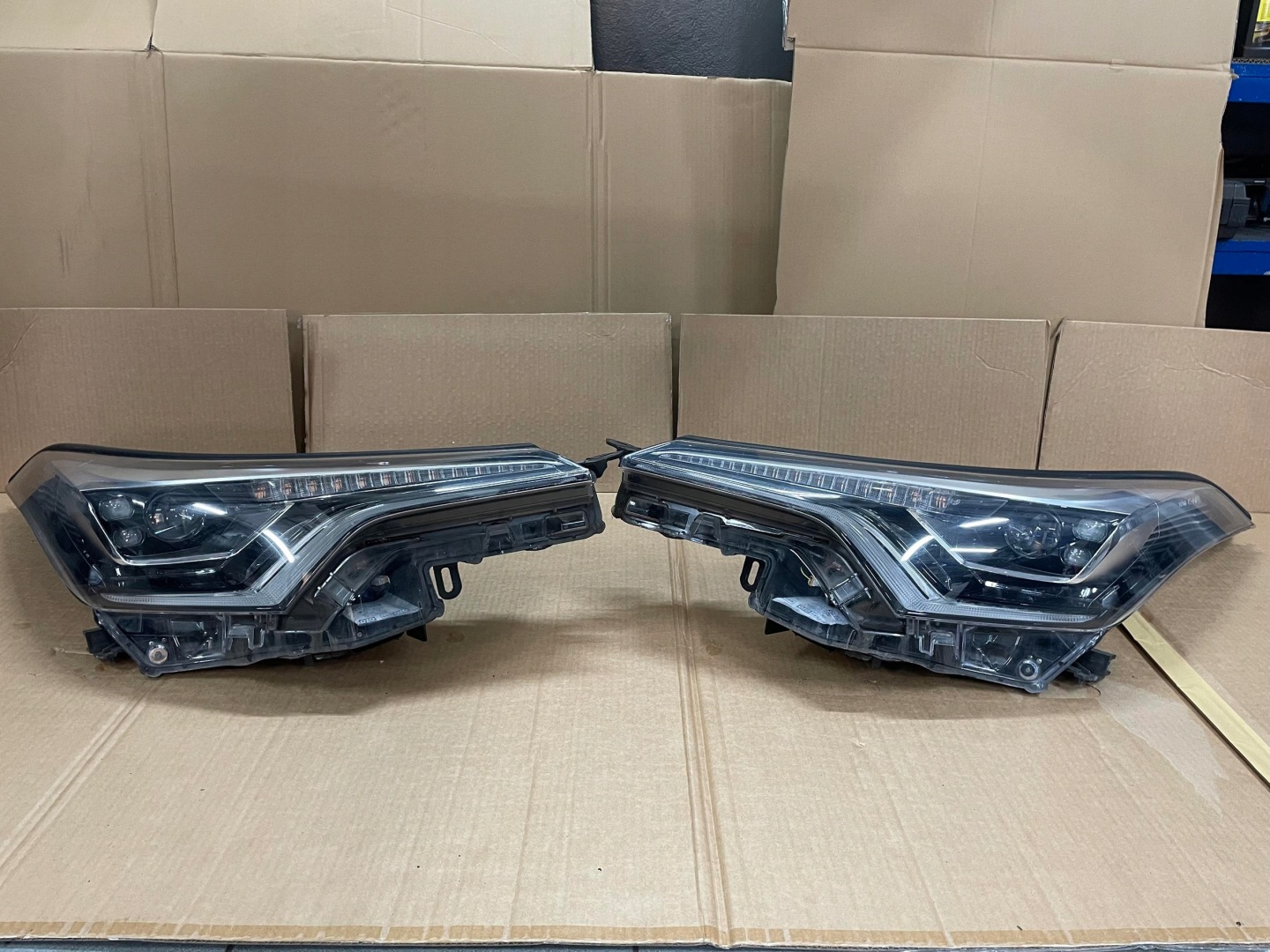 Frontscheinwerfer Toyota C-HR X20 LED Links Scheinwerfer Headlight - Thumbnail 1