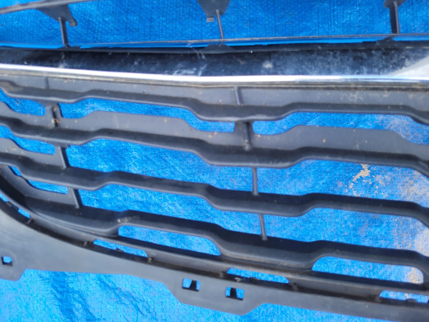 Opel Corsa Kühlergrill FRONTGRILL Kühlergitter 39003576 - Thumbnail 7