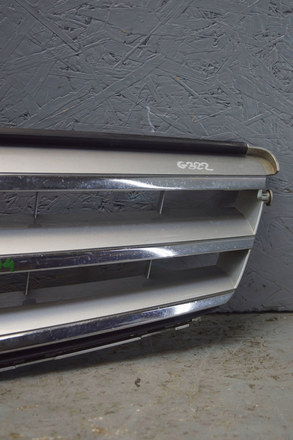 Mercedes-Benz C-Klasse W204 Kühlergrill FRONTGRILL Kühlergitter A2048800023 - Thumbnail 6