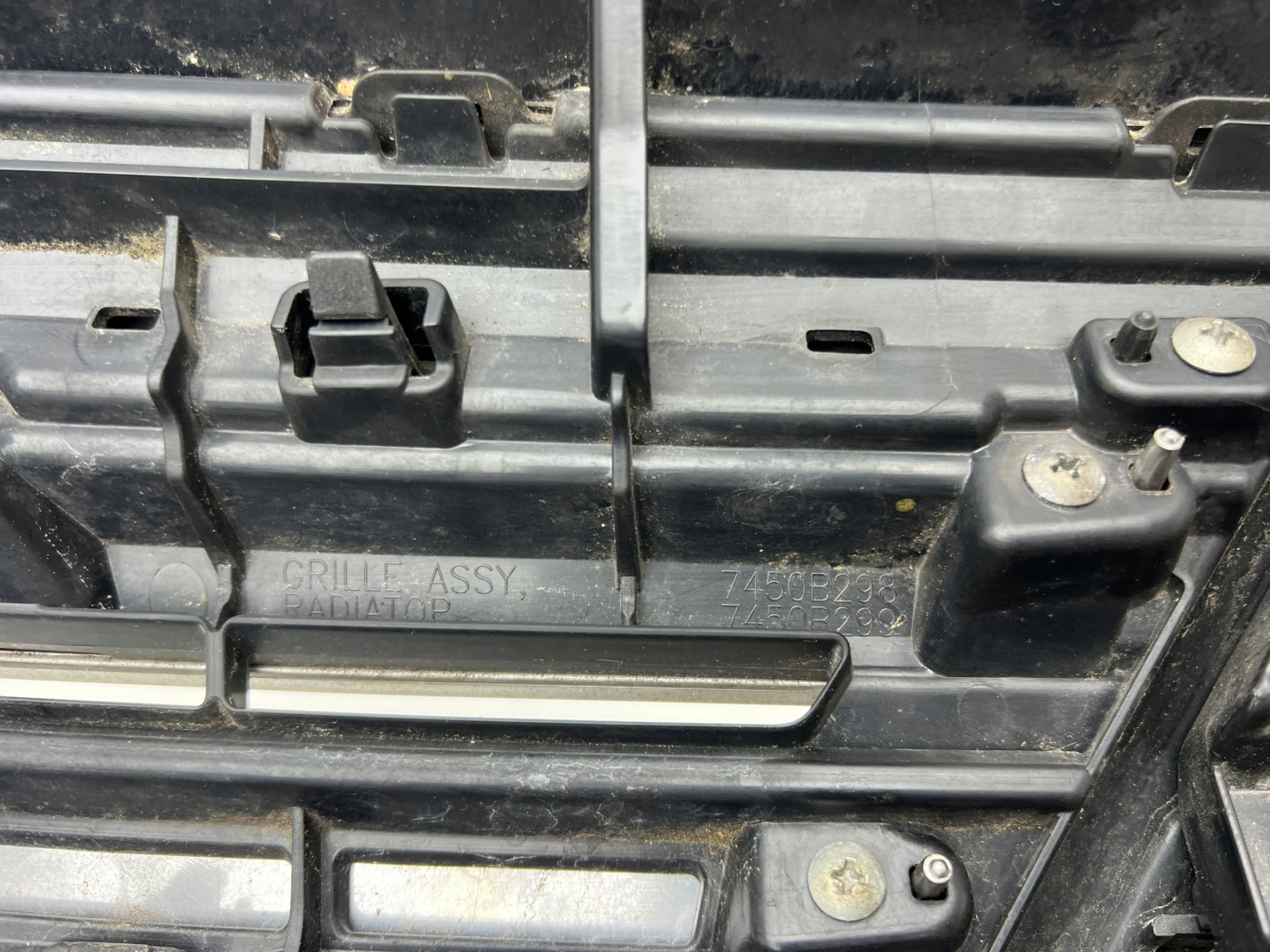 Mitsubishi Outlander CU0W Kühlergrill FRONTGRILL Kühlergitter 7450B298 - Thumbnail 8
