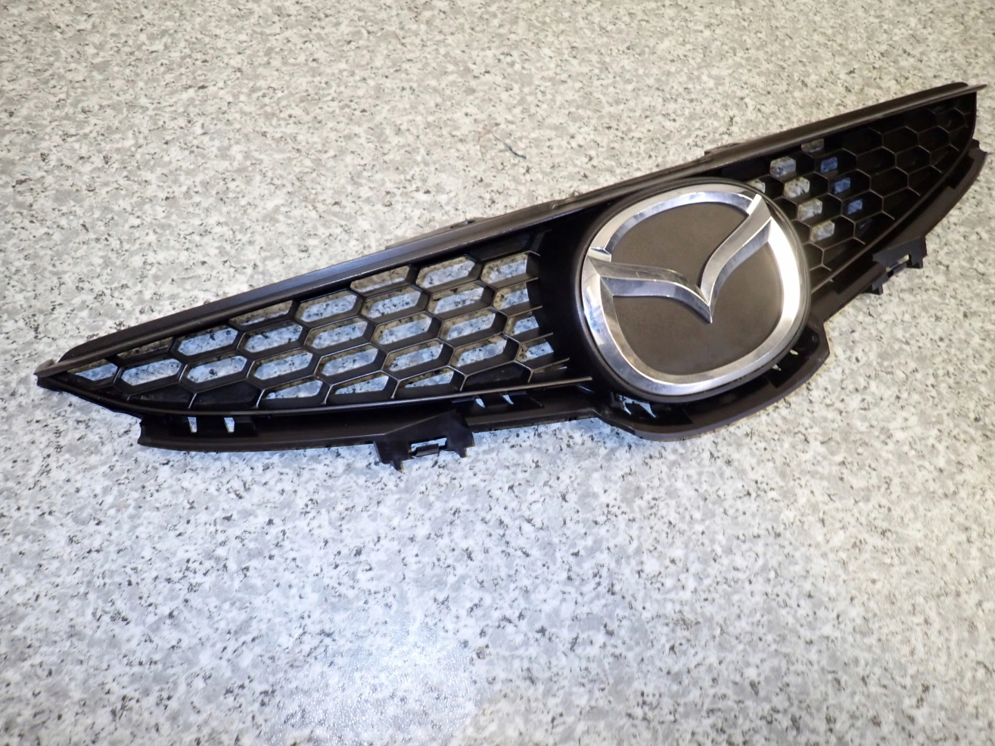 Mazda 2 DE Kühlergrill FRONTGRILL Kühlergitter - Thumbnail 3