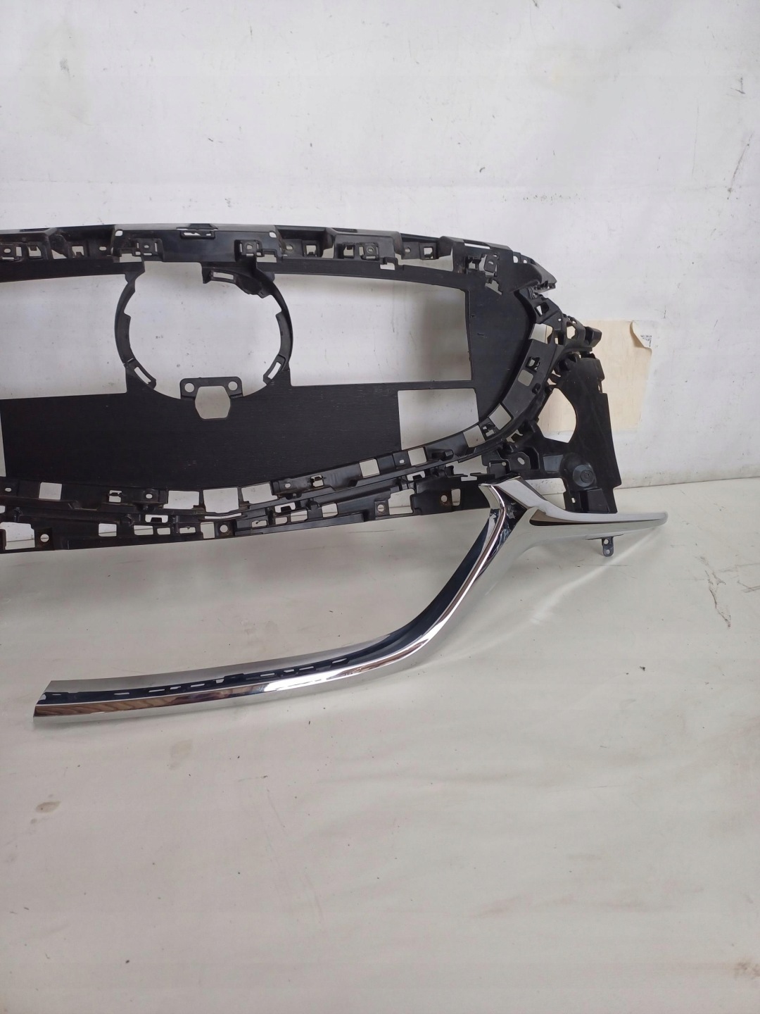 Mazda 6 GJ Kühlergrill FRONTGRILL Kühlergitter GSH750712G - Thumbnail 10