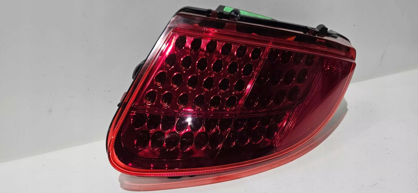 Porsche Carrera GT 980 Rückleuchte Rearlamp - Thumbnail 1