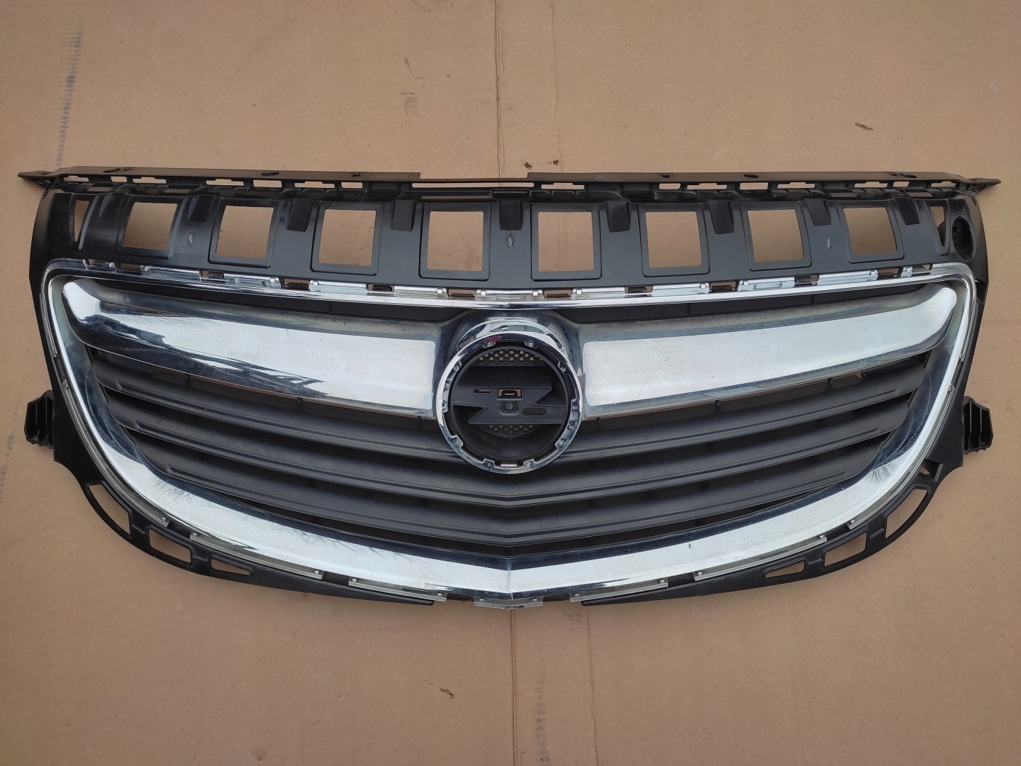 Opel Insignia Kühlergrill FRONTGRILL Kühlergitter 20132017 - Thumbnail 1