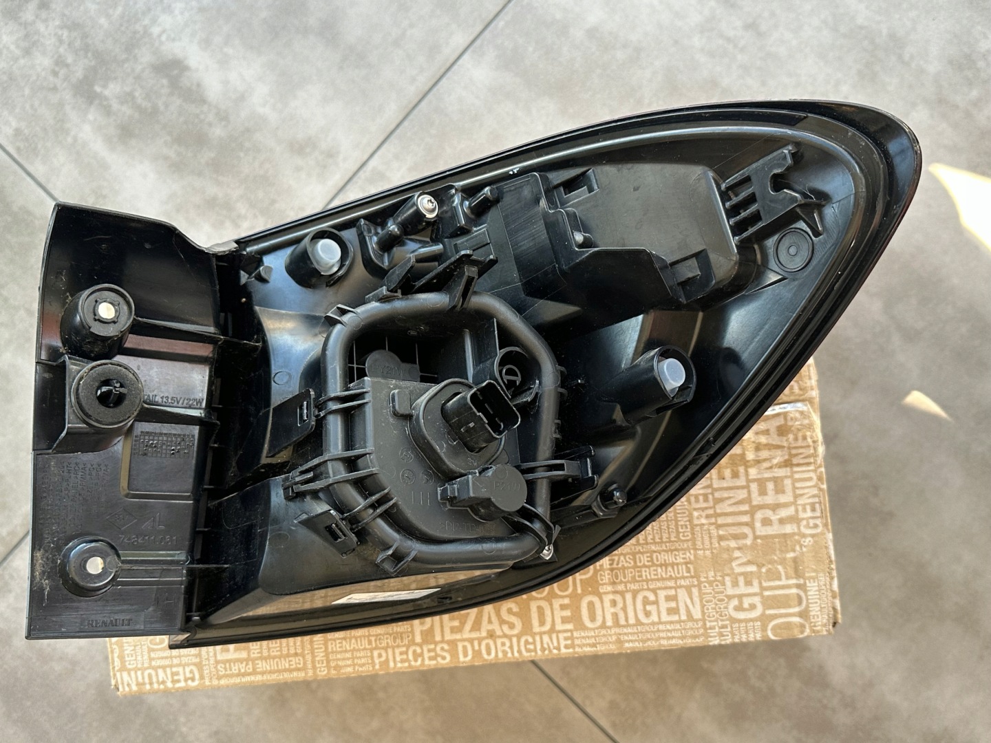 Renault Captur RJB Rückleuchte Rearlamp - Thumbnail 10