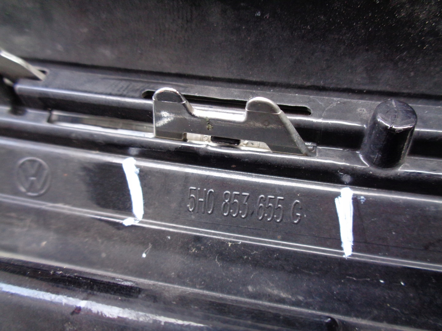 VW Golf V Kühlergrill FRONTGRILL Kühlergitter 5H0853655G - Thumbnail 8