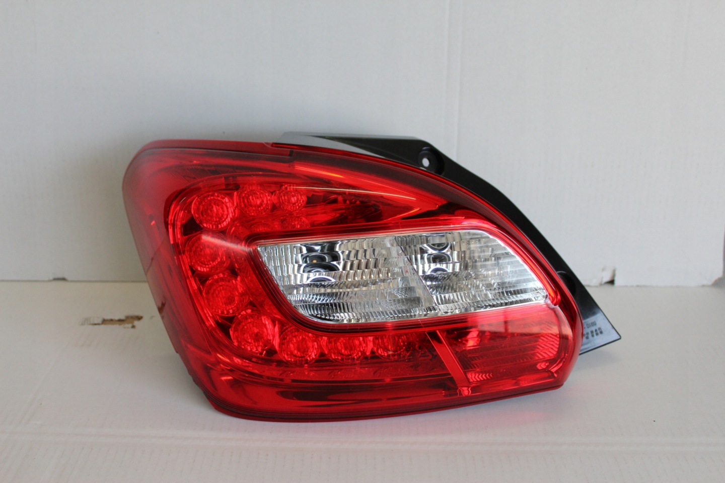 Mitsubishi Space Star A00 Rückleuchte 8330B021 Rearlamp - Thumbnail 1