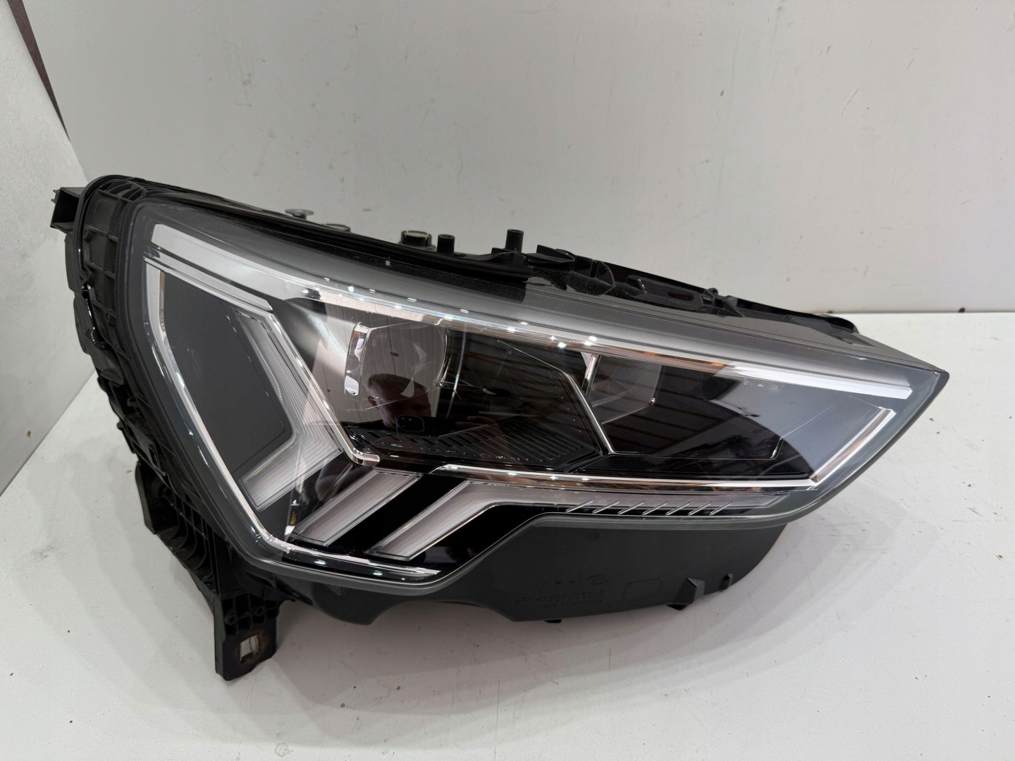 Frontscheinwerfer Audi Q3 83A941034 LED Rechts Scheinwerfer Headlight - Thumbnail 1