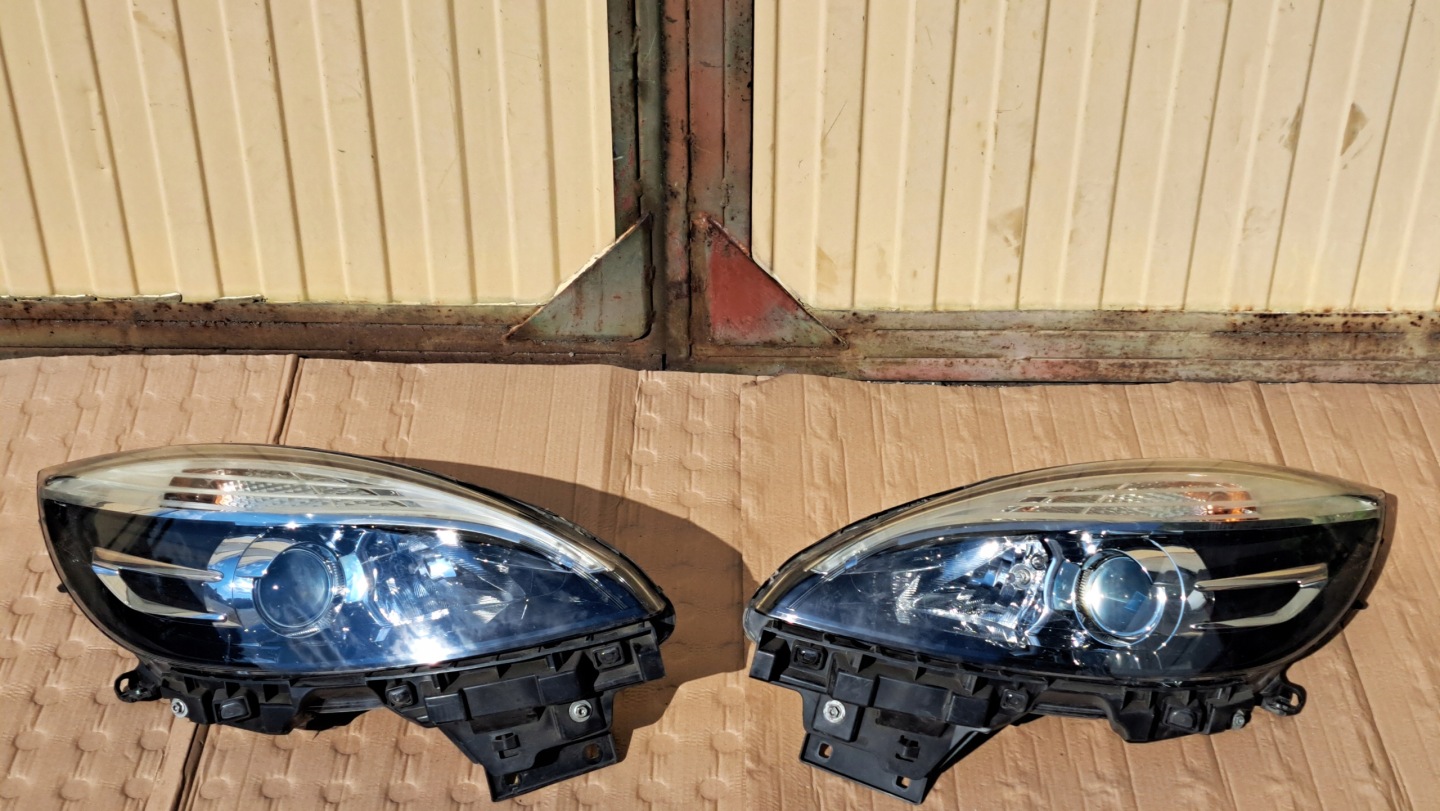 Frontscheinwerfer Renault ScĂ©nic I JA 260106928R LED Links Headlight - Thumbnail 1