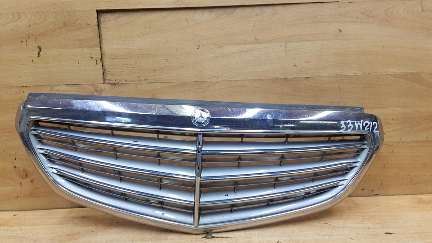 Mercedes-Benz E-Klasse W212 Kühlergrill FRONTGRILL Kühlergitter - Thumbnail 1