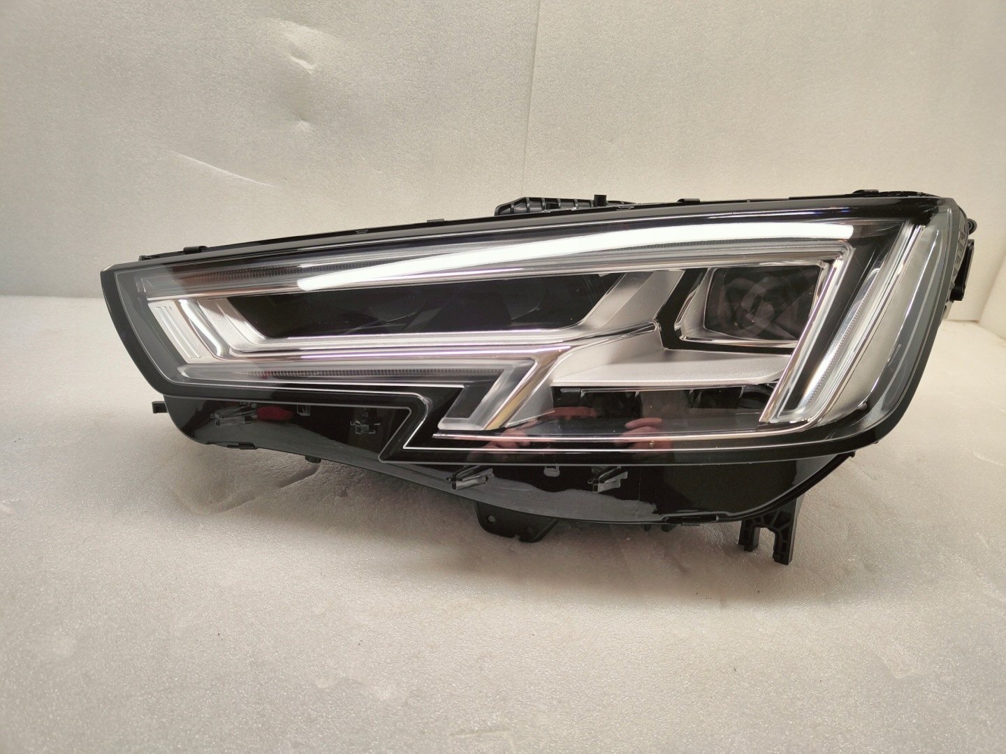Frontscheinwerfer Audi A4 8W0 8W0941033 LED Links Scheinwerfer Headlight - Thumbnail 1