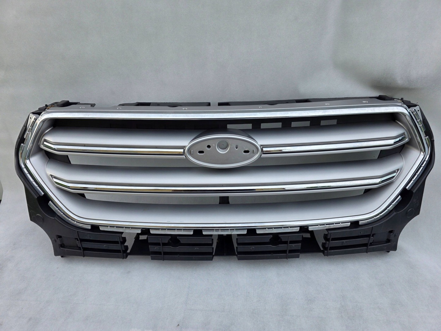 Ford Kuga II Mk2 Kühlergrill FRONTGRILL Kühlergitter - Thumbnail 1