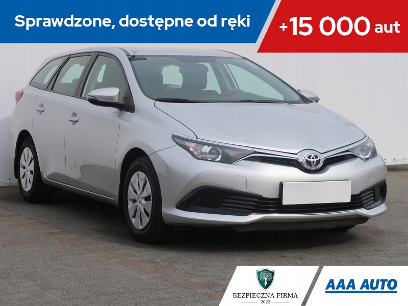 Toyota Auris II Touring Sports Facelifting 1.6 Valvematic 132KM 2016