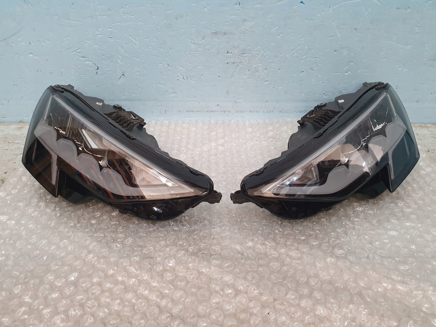 Frontscheinwerfer Audi A3 8Y0 8Y0941012 LED Links Scheinwerfer Headlight - Thumbnail 1