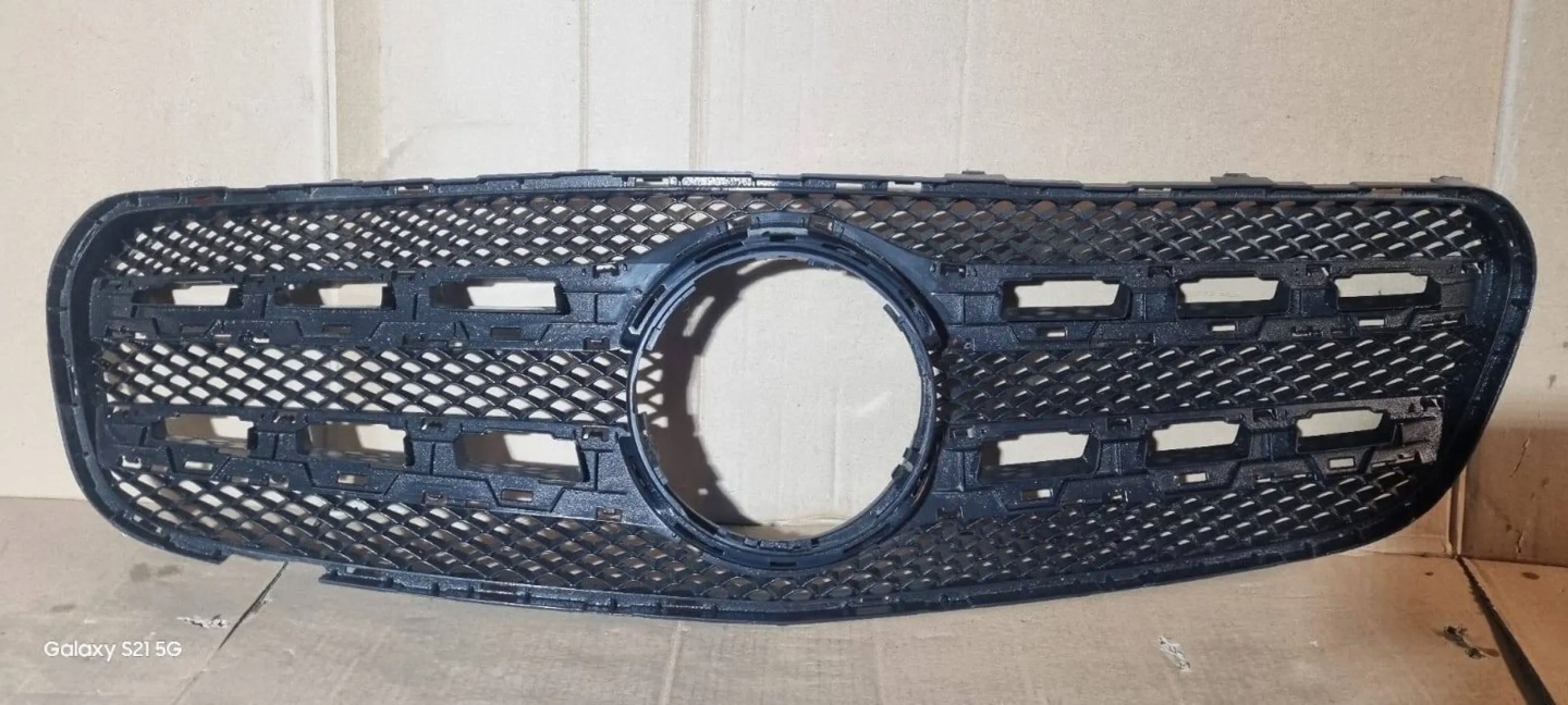 Mercedes-Benz GLA W156 Kühlergrill FRONTGRILL Kühlergitter - Thumbnail 1