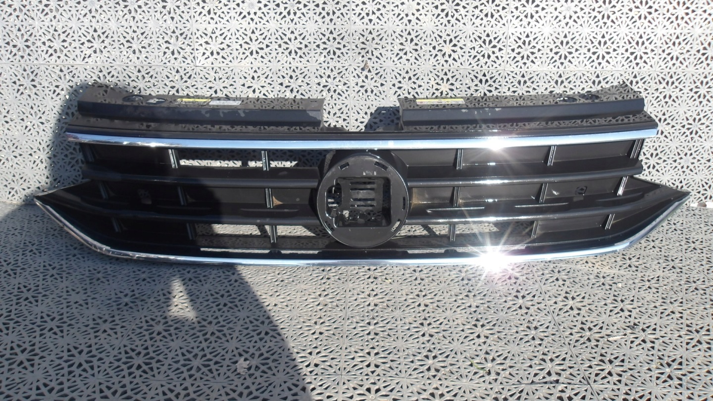 VW Tiguan Kühlergrill FRONTGRILL Kühlergitter 5NA853653MT - Thumbnail 1