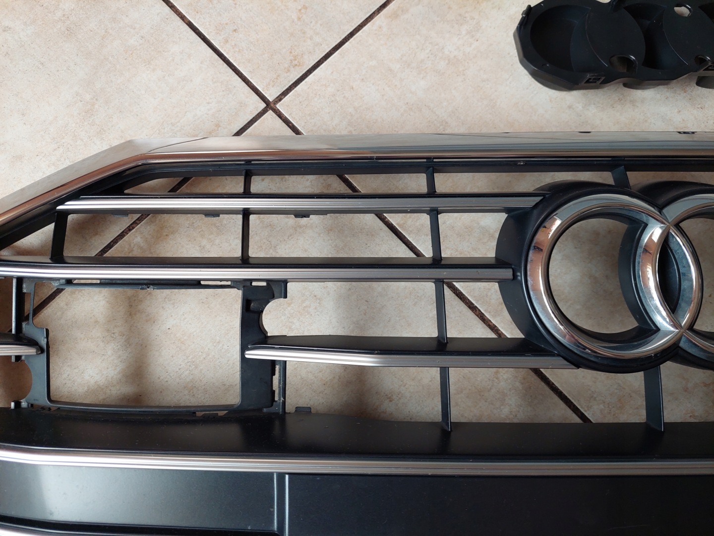 Audi A6 Kühlergrill FRONTGRILL Kühlergitter 4K0853651C - Thumbnail 3