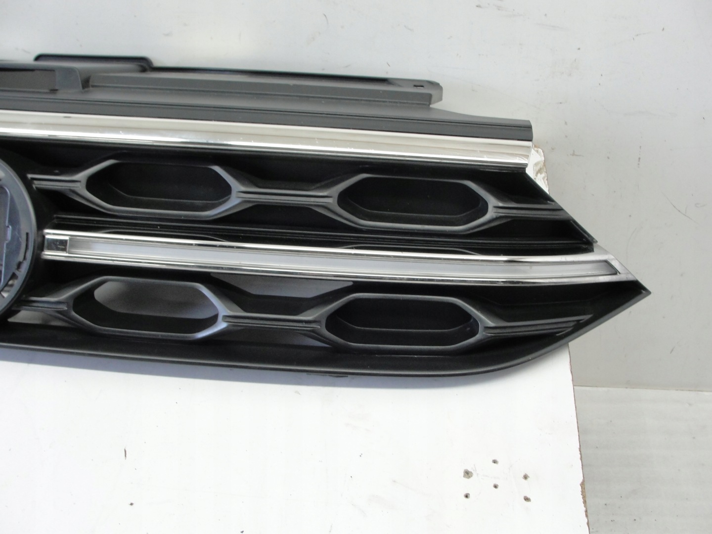 VW T-Roc A1 Kühlergrill FRONTGRILL Kühlergitter 2GA853653H - Thumbnail 4
