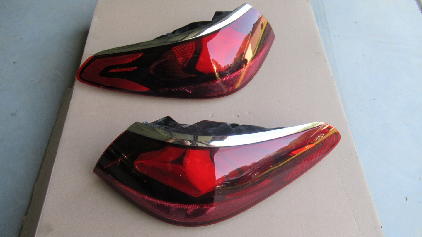 Mercedes-Benz E-Klasse W214 Rückleuchte A2149065602 Rearlamp - Thumbnail 1