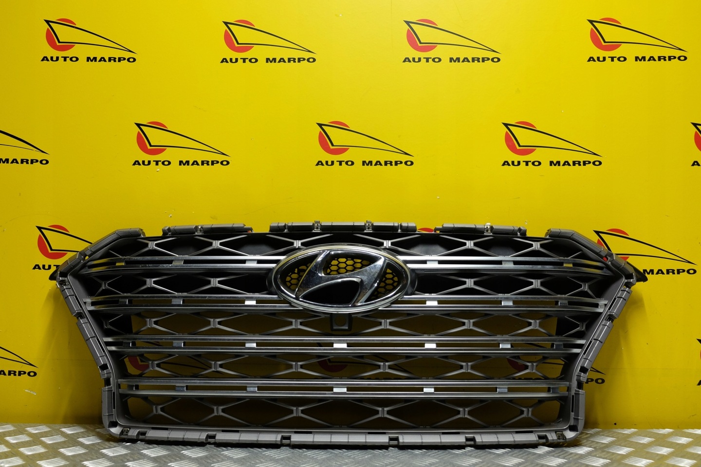 Hyundai i10 PA Kühlergrill FRONTGRILL Kühlergitter 86366S8110 - Thumbnail 3
