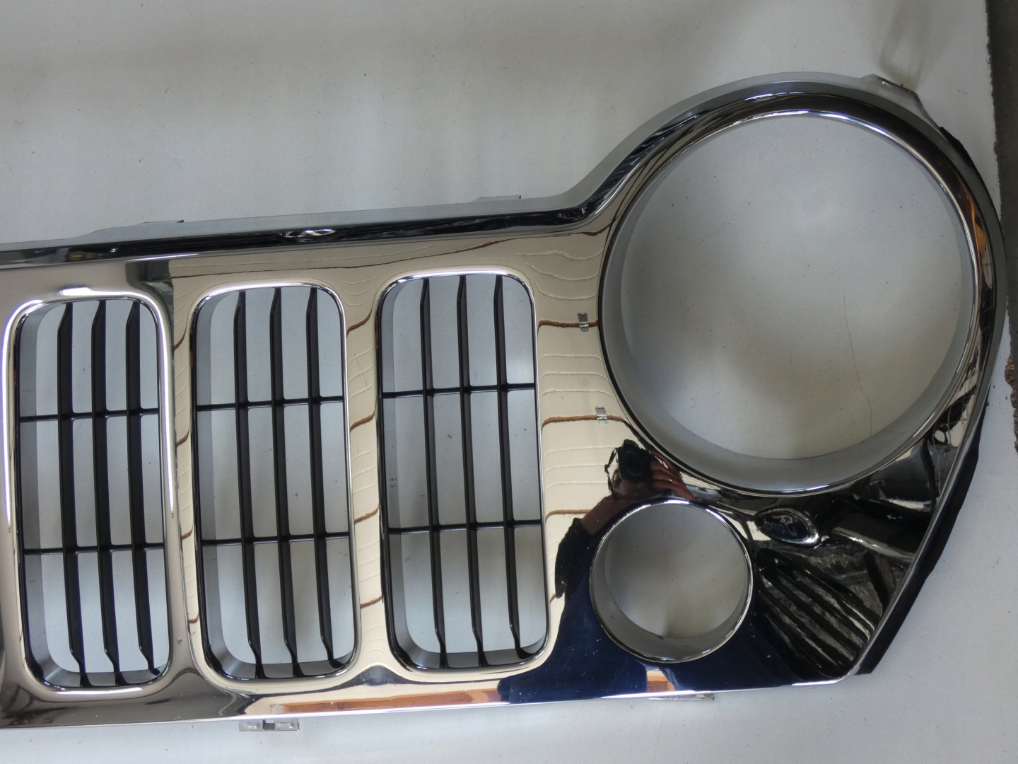 Jeep Cherokee J Kühlergrill FRONTGRILL Kühlergitter - Thumbnail 3