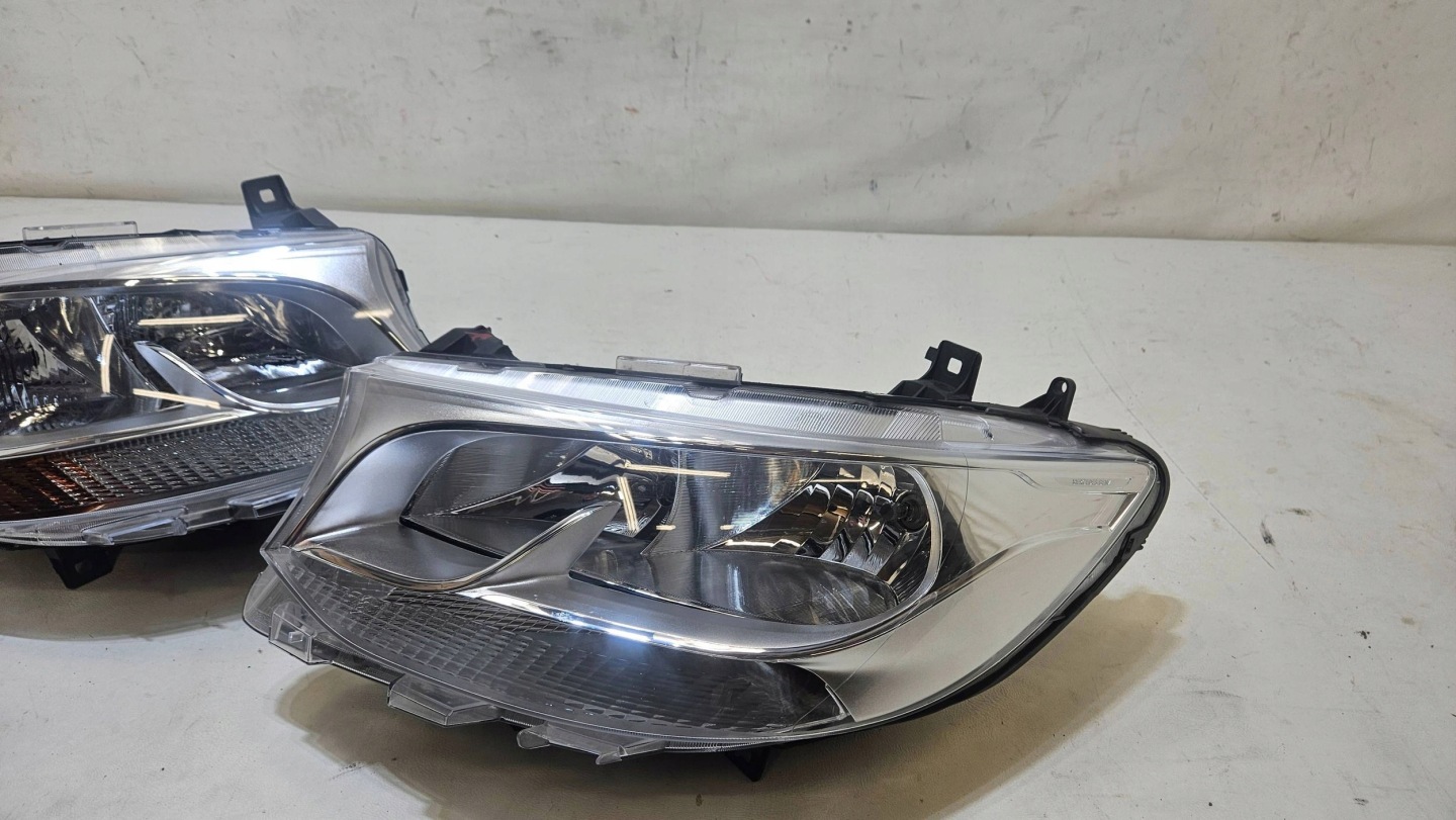 Frontscheinwerfer Mercedes-Benz Sprinter W910 A9109060000 LED Links Headlight - Thumbnail 2