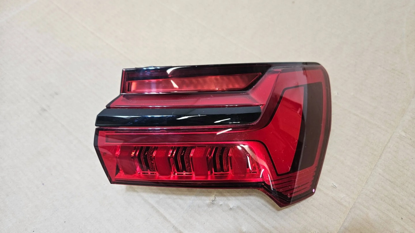 Audi A6 Rückleuchte 4K5945092E Rearlamp - Thumbnail 1
