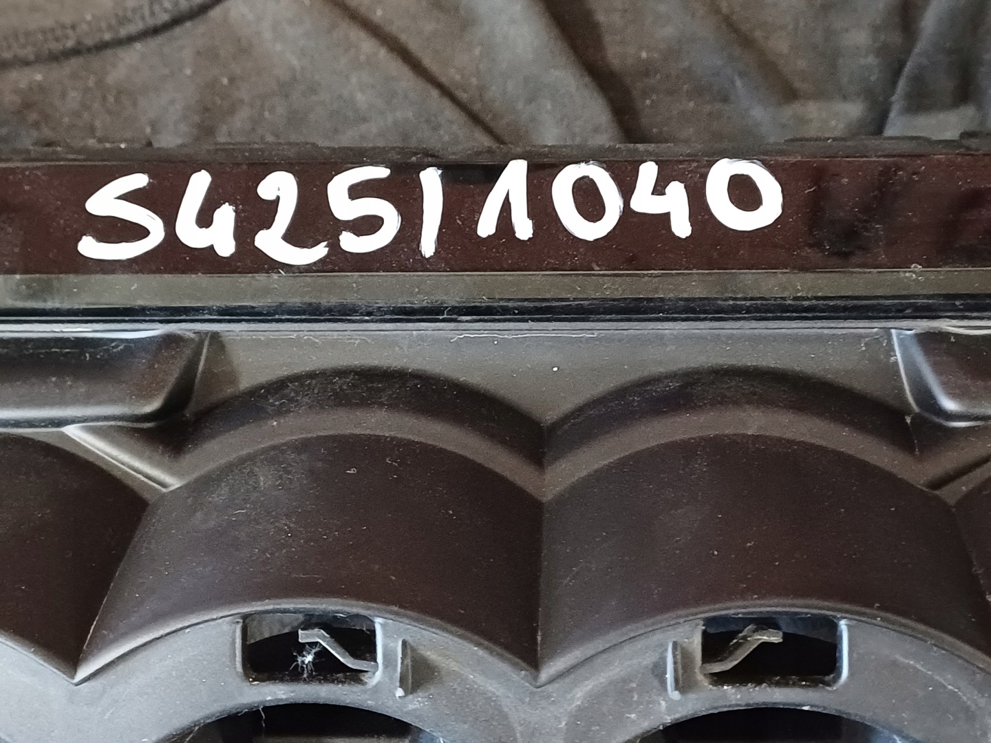 Audi Q3 Kühlergrill FRONTGRILL Kühlergitter 83F853651RT - Thumbnail 12