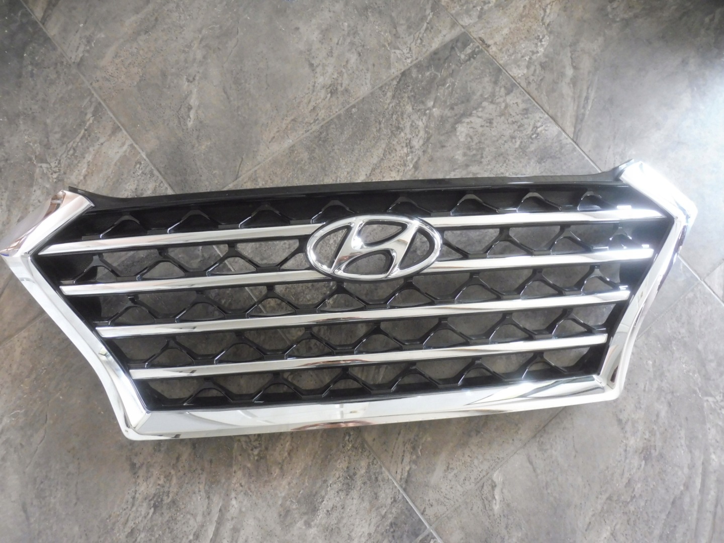 Hyundai Tucson NX4E Kühlergrill FRONTGRILL Kühlergitter 86351D7600 - Thumbnail 1