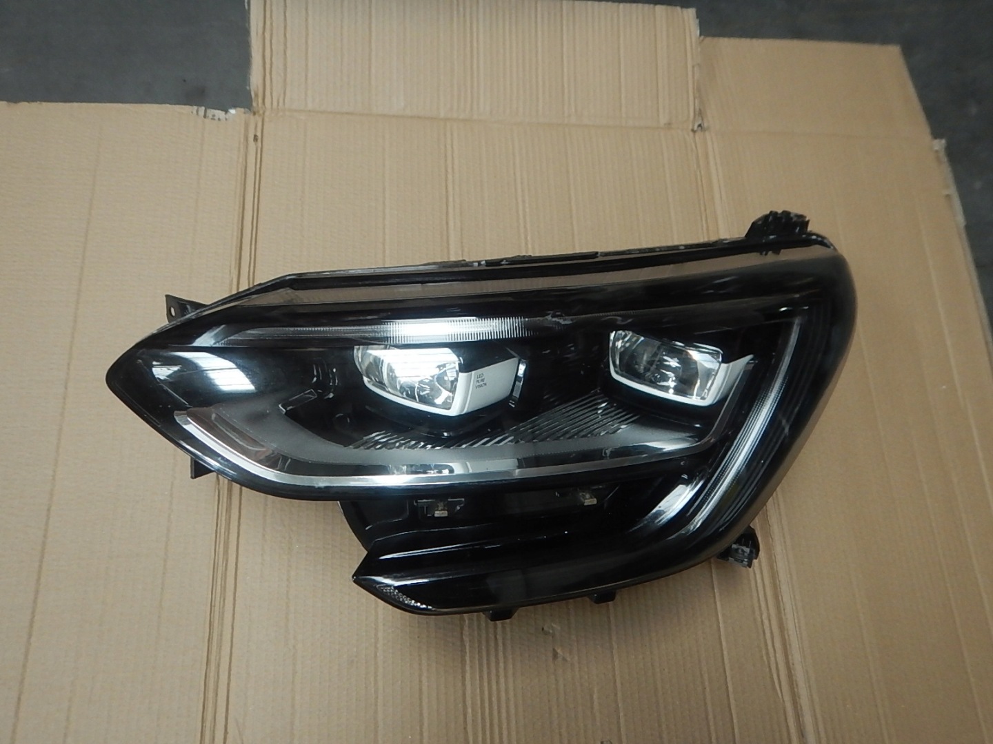 Frontscheinwerfer Renault MĂ©gane IV RFB 260601093R LED Links Headlight - Thumbnail 1
