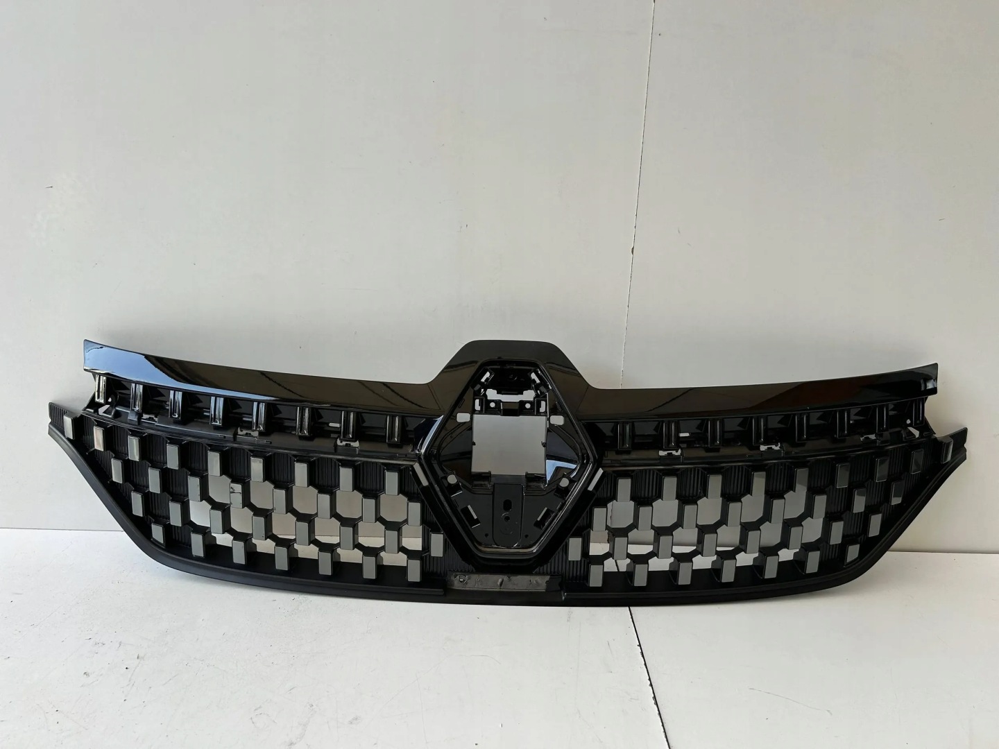 Renault Austral RHN Kühlergrill FRONTGRILL Kühlergitter 622563643R - Thumbnail 1