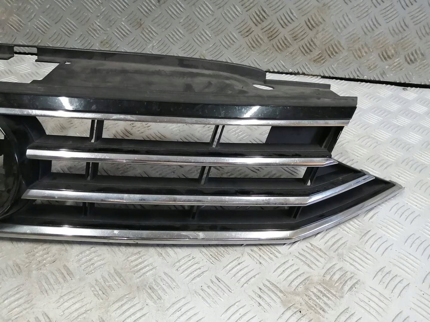 VW Passat B8 Kühlergrill FRONTGRILL Kühlergitter 3G0853651AK - Thumbnail 4
