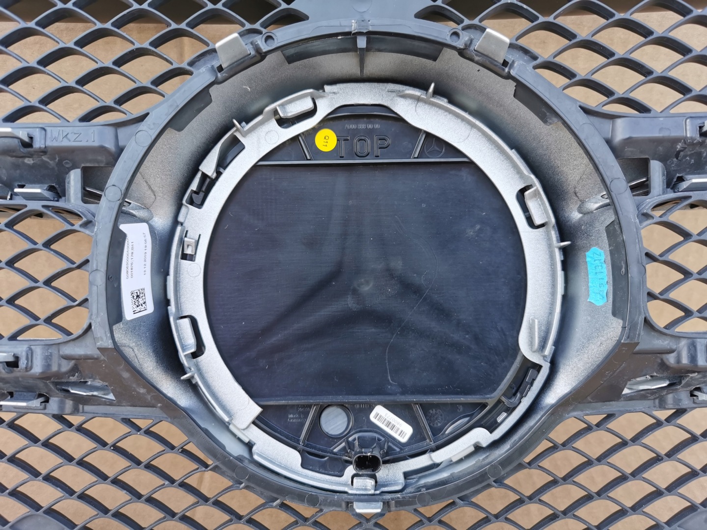 Mercedes-Benz C-Klasse W205 Kühlergrill FRONTGRILL Kühlergitter A0008880000 - Thumbnail 11