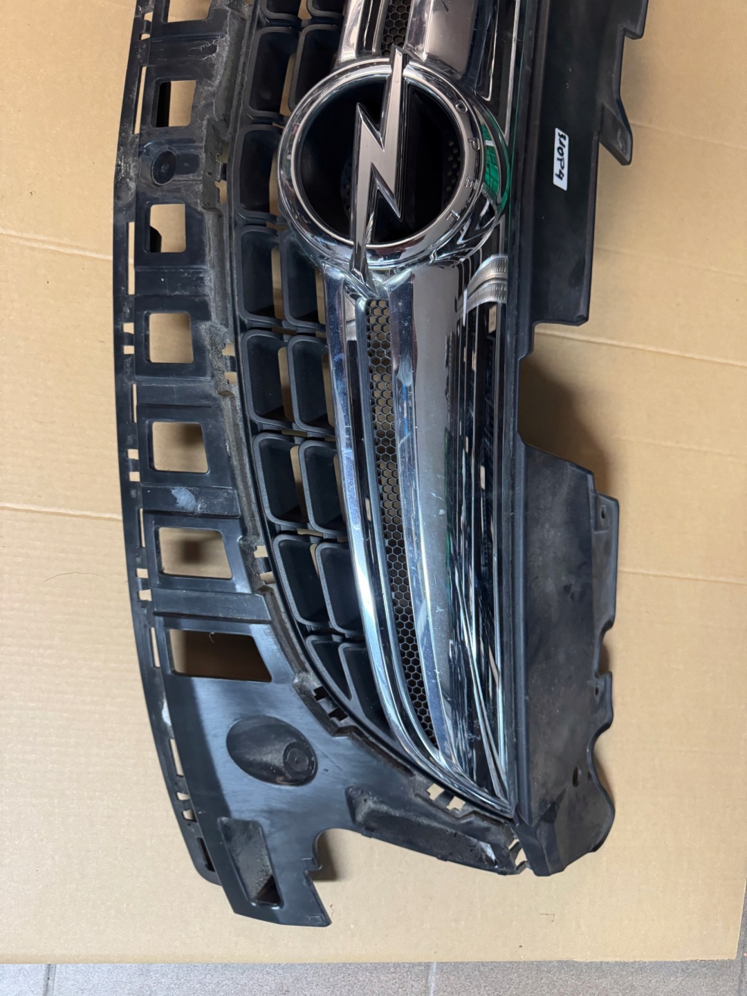 Opel Corsa Kühlergrill FRONTGRILL Kühlergitter - Thumbnail 3