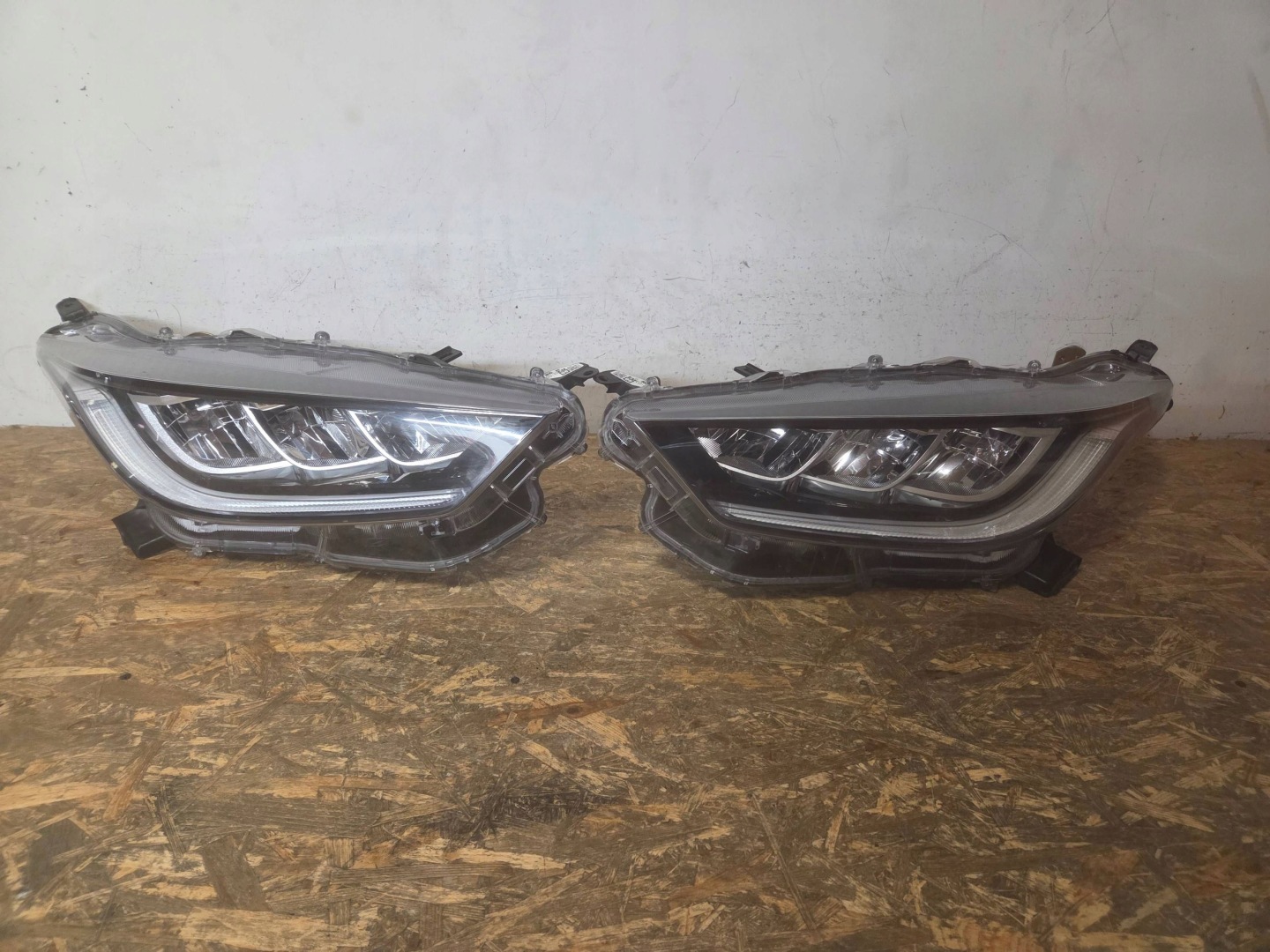 Frontscheinwerfer Toyota Yaris I P1 LED Links Scheinwerfer Headlight - Thumbnail 1