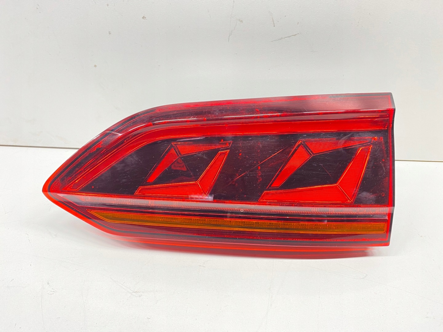 VW Touareg III Rückleuchte Rearlamp - Thumbnail 1