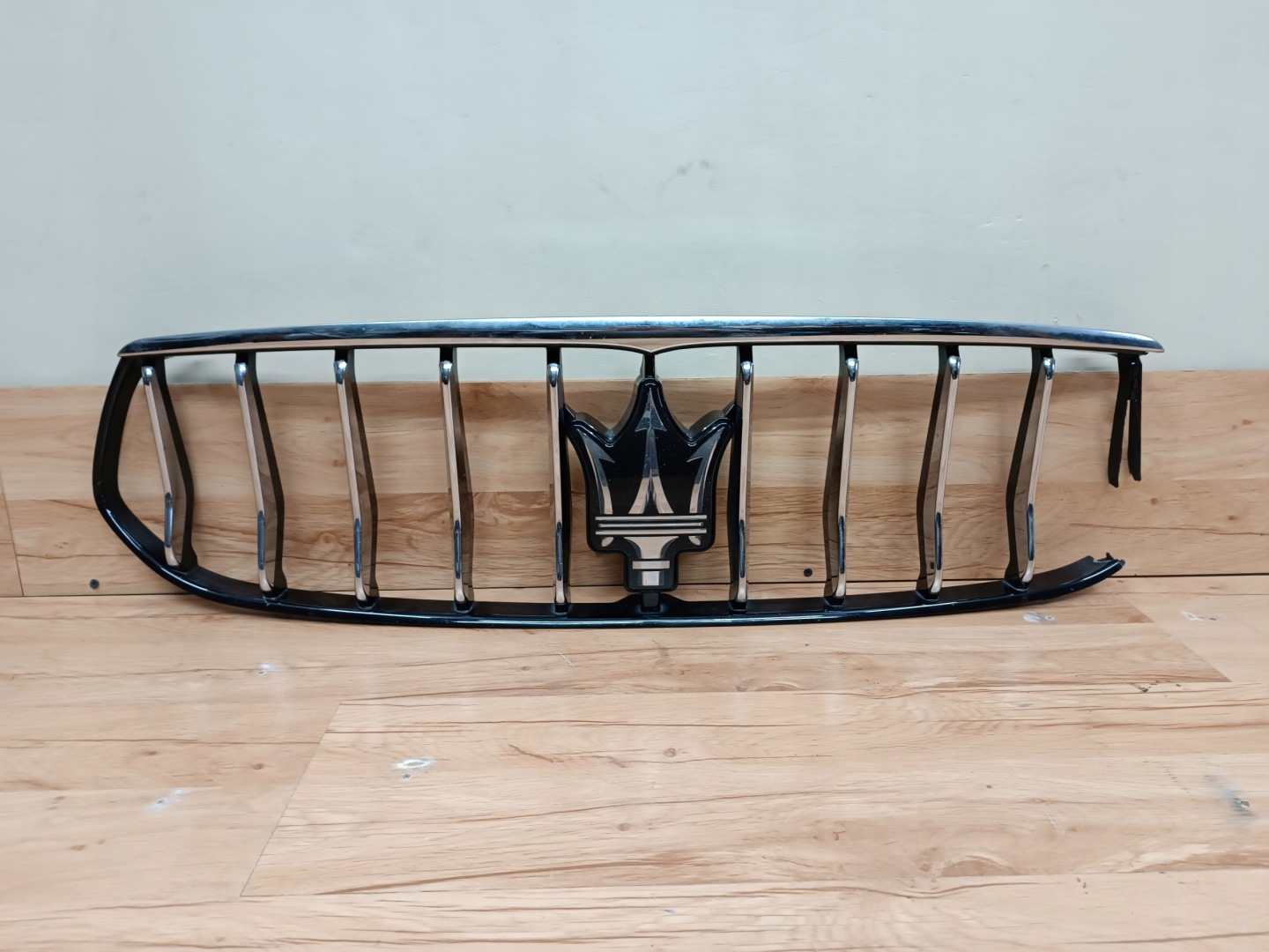Maserati Quattroporte AM107 Kühlergrill FRONTGRILL Kühlergitter - Thumbnail 1