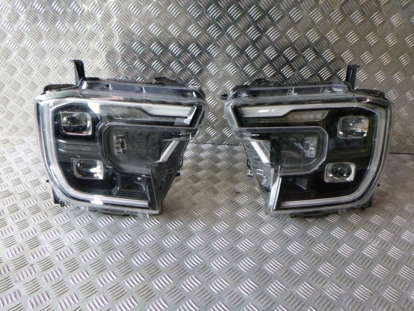 Frontscheinwerfer Ford Ranger 4 Mk4 N1WB13E017AFR High Performance LED Links Headlight - Thumbnail 1
